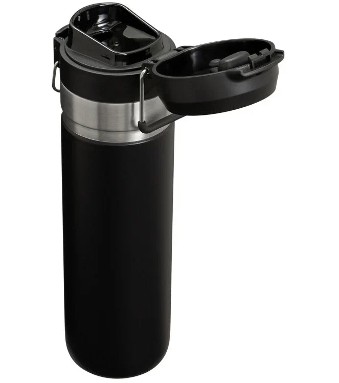 Stanley The Quick-Flip Water Bottle .7L / 24oz - Black 2.0