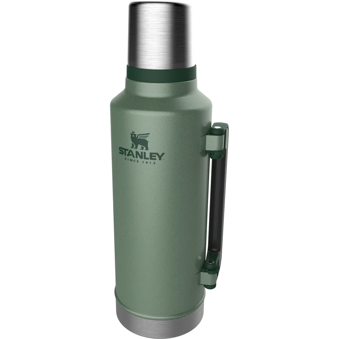 Stanley The Legendary Classic Bottle 1.9L / 2.0QT - Hammertone Green