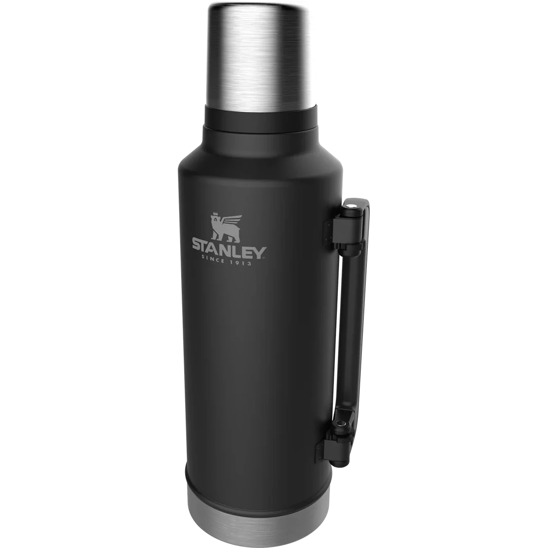 Stanley The Legendary Classic Bottle 1.9L / 2.0QT - Matte Black Pebble