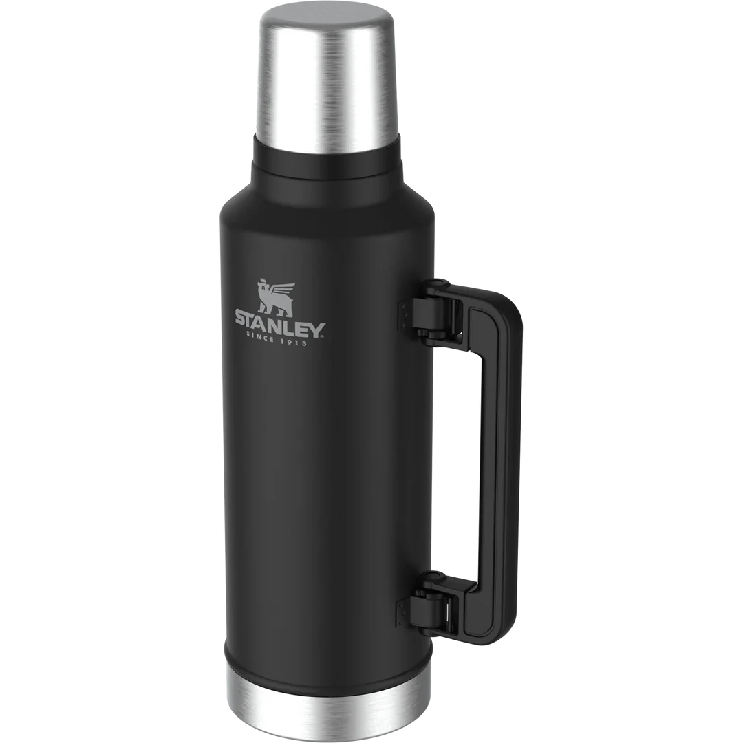 Stanley The Legendary Classic Bottle 1.9L / 2.0QT - Matte Black Pebble