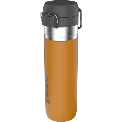 Stanley The Quick-Flip Water Bottle .7L / 24oz - Saffron