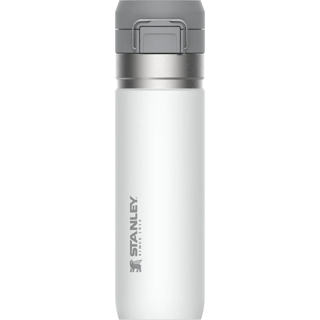 Stanley The Quick-Flip Water Bottle .7L / 24oz - Frost