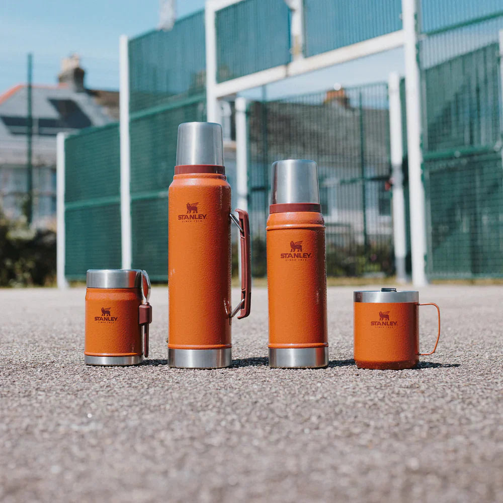 Stanley The Legendary Classic Bottle .75L / 25oz - Hammertone Clay